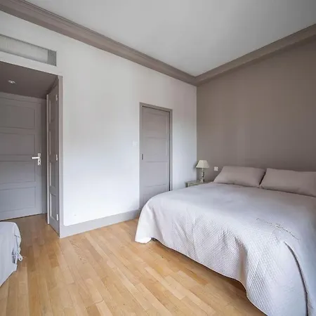 L'anthracite - Proche Opera & Centre-ville Appartement